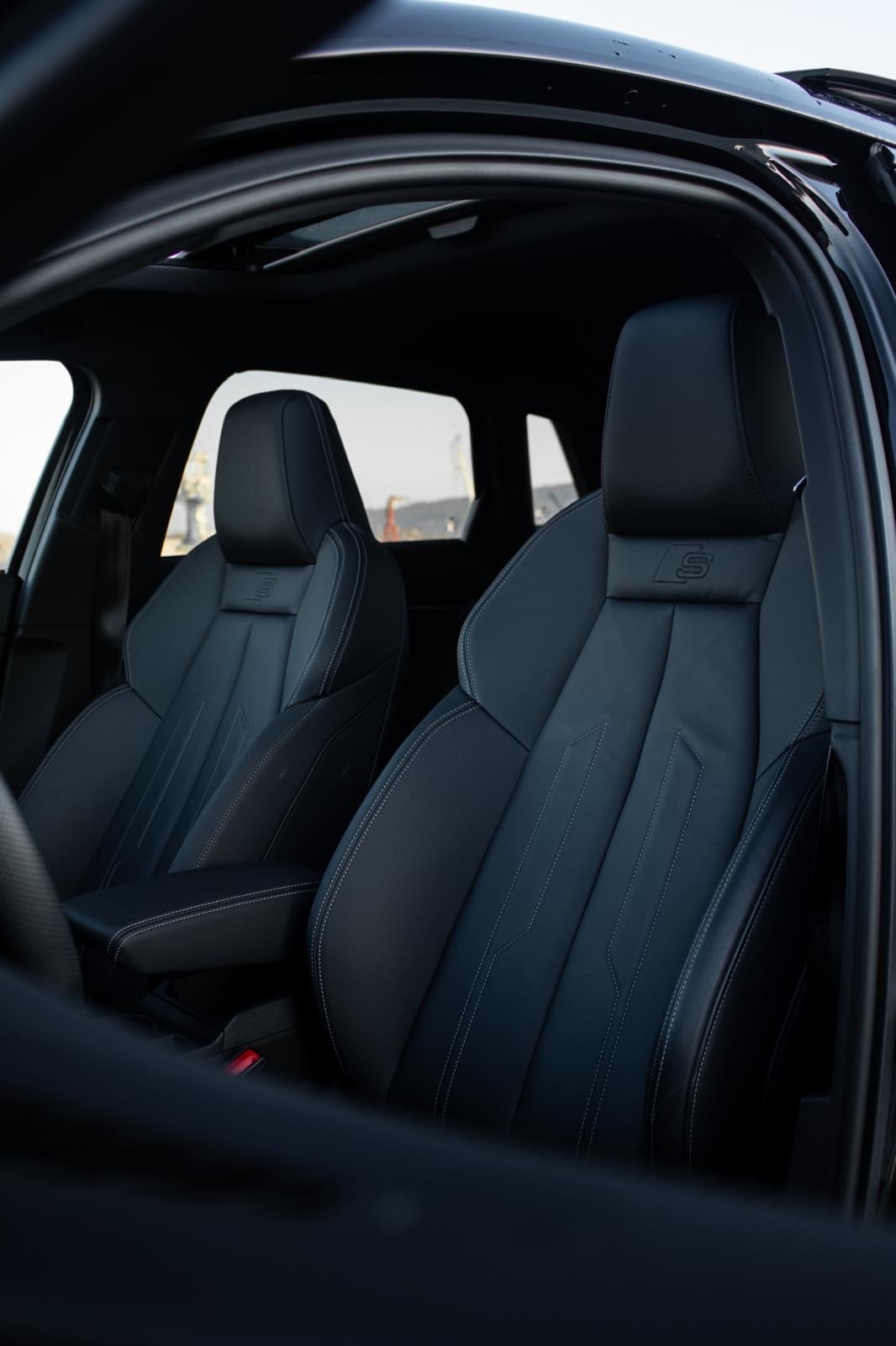 Audi A3 Sportback — Sièges avant